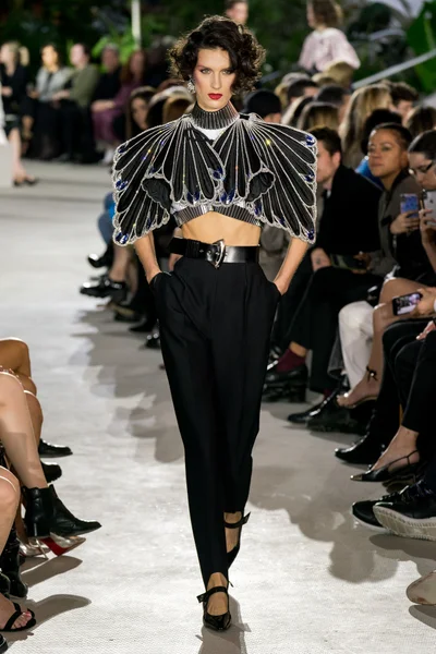 Look 45